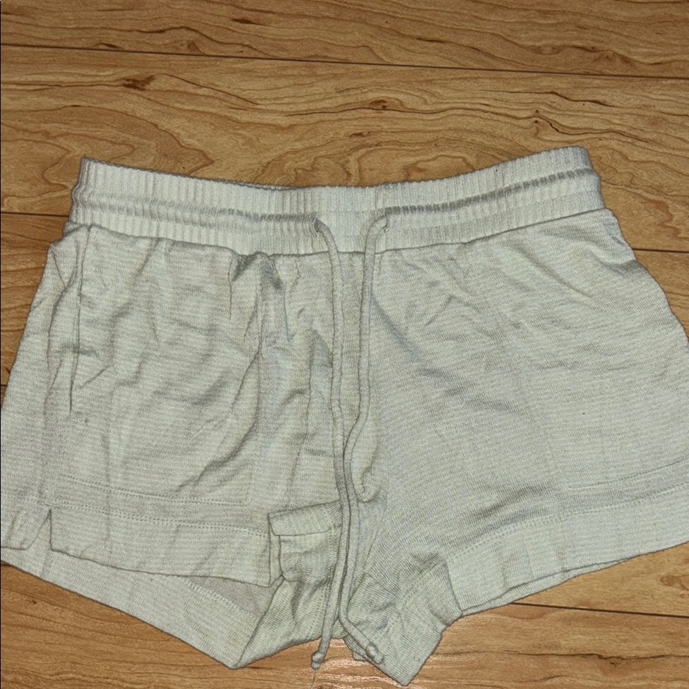 Women's Cream Shorts